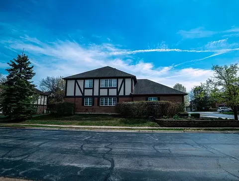 6201 Willowhill Rd #A, Willowbrook, IL 60527 photo 3