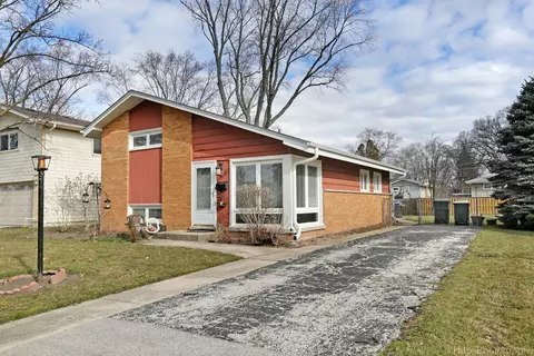 405 N Windsor Dr, Arlington Heights, IL 60004