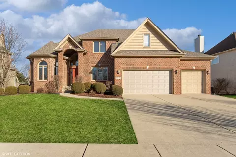 13447 Kerr St, Plainfield, IL 60585