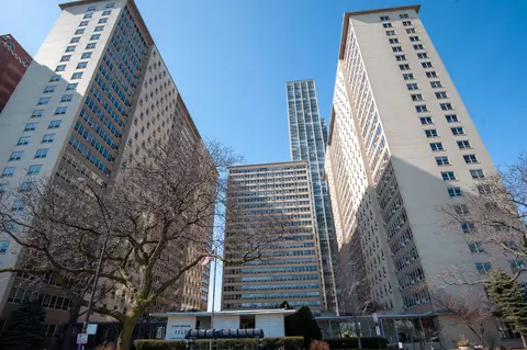 3950 N Lake Shore Dr #1812, Chicago, IL 60613