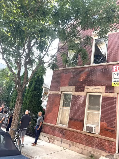 1614 S Carpenter St, Chicago, IL 60608