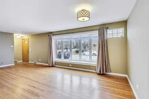 Living - 6501 W Devon Ave, Chicago, IL 60631 photo 2 of 3