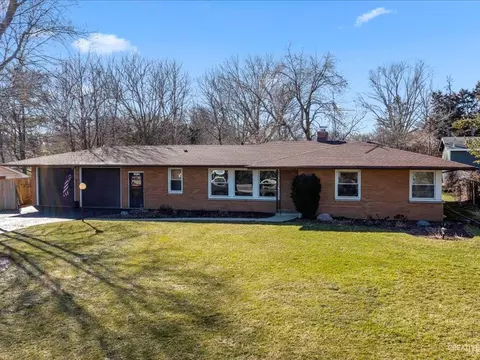 12 N058 Randall Rd, Elgin, IL 60123