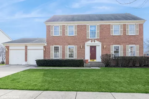 721 Kylemore Dr, Des Plaines, IL 60016