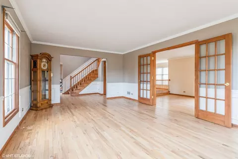 Other - 721 Kylemore Dr, Des Plaines, IL 60016 photo 2 of 5