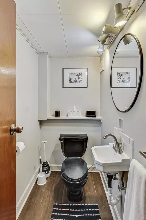 Bath - 9039 28th St, Brookfield, IL 60513 photo 2 of 2