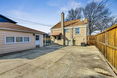 Exterior - 9039 28th St, Brookfield, IL 60513 photo 7 of 10
