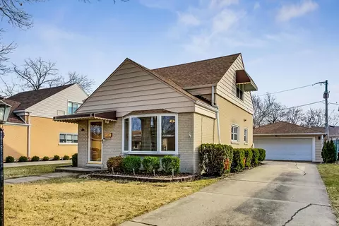 Exterior - 9039 28th St, Brookfield, IL 60513 photo 2 of 10