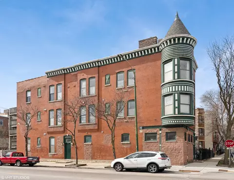 2001 W Ohio St #3S, Chicago, IL 60612