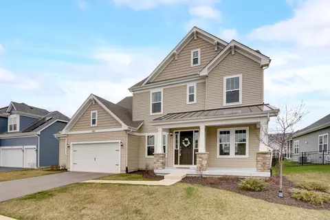 685 Maplewood Cir, Elburn, IL 60119