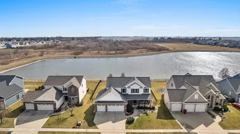 View/Area - 1011 Declaration Dr, Savoy, IL 61874 photo 1 of 9