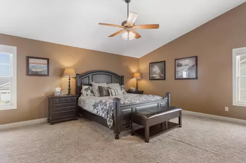 Bedroom - 1011 Declaration Dr, Savoy, IL 61874 photo 5 of 8
