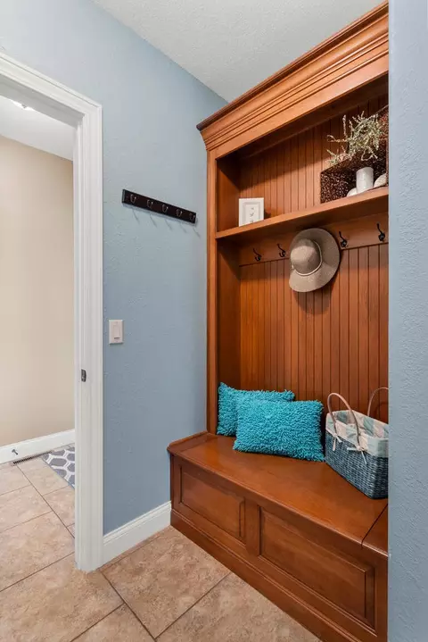 Entry Way - 1011 Declaration Dr, Savoy, IL 61874 photo 3 of 3