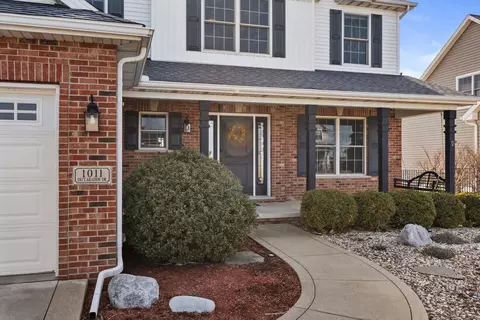 Exterior - 1011 Declaration Dr, Savoy, IL 61874 photo 6 of 6