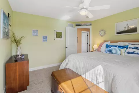 Bedroom - 1011 Declaration Dr, Savoy, IL 61874 photo 4 of 8