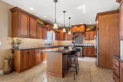 Kitchen - 1011 Declaration Dr, Savoy, IL 61874 photo 1 of 6