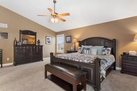 Bedroom - 1011 Declaration Dr, Savoy, IL 61874 photo 7 of 8