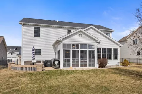 Exterior - 1011 Declaration Dr, Savoy, IL 61874 photo 3 of 6