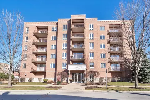 501 Alles St #603, Des Plaines, IL 60016