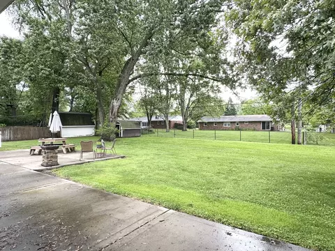 Exterior - 2647 E Riverview Dr, Kankakee, IL 60901 photo 9 of 10