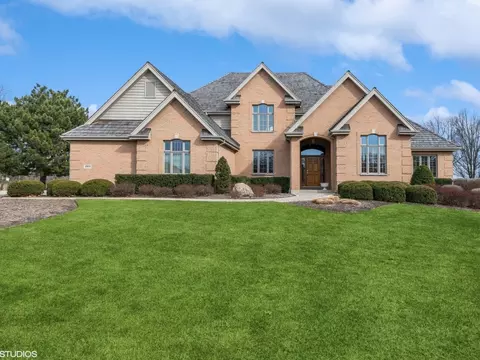 3904 Dutch Creek Ln, Johnsburg, IL 60051