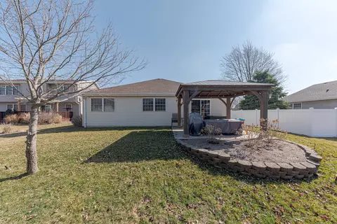 Exterior - 1606 Dove Valley Ln, Beecher, IL 60401 photo 5 of 6