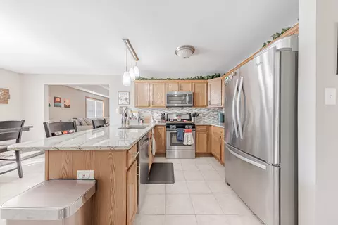 Kitchen - 1606 Dove Valley Ln, Beecher, IL 60401 photo 2 of 2