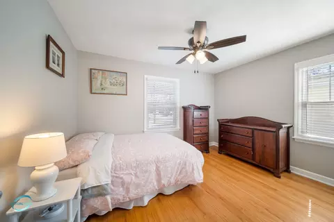 Bedroom - 1310 Irving Ave, Wheaton, IL 60187 photo 3 of 3