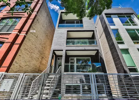 1516 W Huron St #1, Chicago, IL 60642