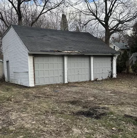 301 N River Rd, Fox River Grove, IL 60021 photo 7