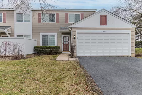1516 Normantown Rd, Naperville, IL 60564