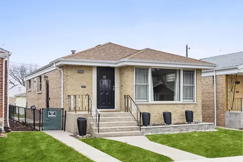 5146 S Mobile Ave, Chicago, IL 60638