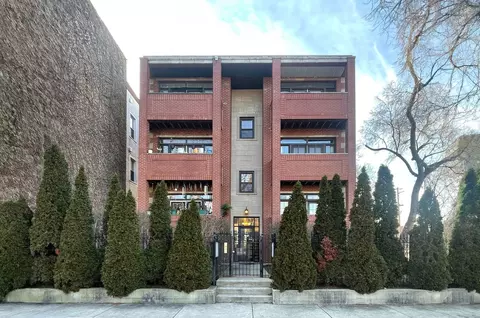 6500 S Minerva Ave #2N, Chicago, IL 60637