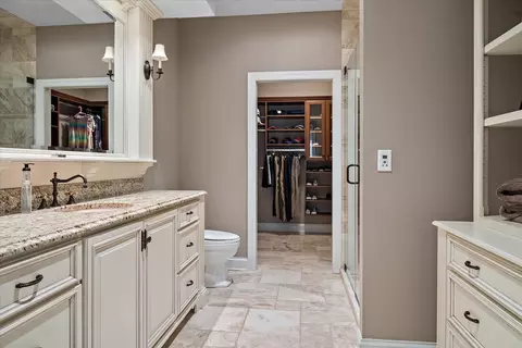 Bath - 46 Monarch Dr, Bloomington, IL 61704 photo 1 of 4