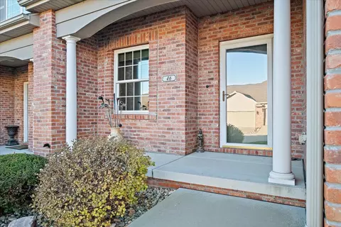 Exterior - 46 Monarch Dr, Bloomington, IL 61704 photo 5 of 5