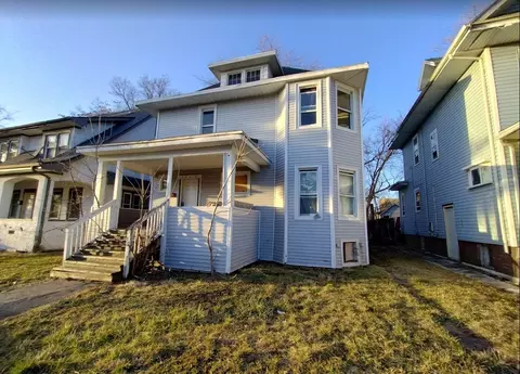 1265 E Merchant St, Kankakee, IL 60901