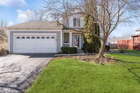 1583 Fairport Dr, Grayslake, IL 60030