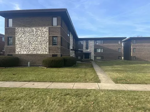 6814 W Lode Dr #3B, Worth, IL 60482 photo 2