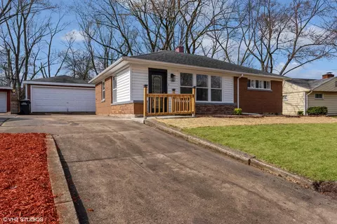 195 Miami St, Park Forest, IL 60466
