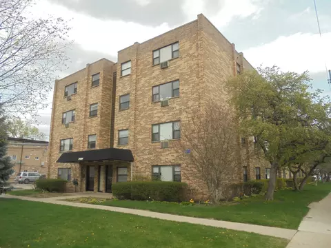 6400 N Ridge Blvd #305, Chicago, IL 60626