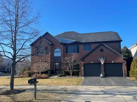 1702 Shoal Creek Ter, Vernon Hills, IL 60061