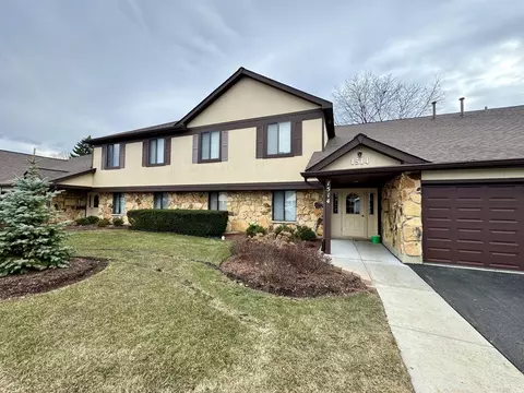 1514 Harbour Ct #2B, Schaumburg, IL 60193