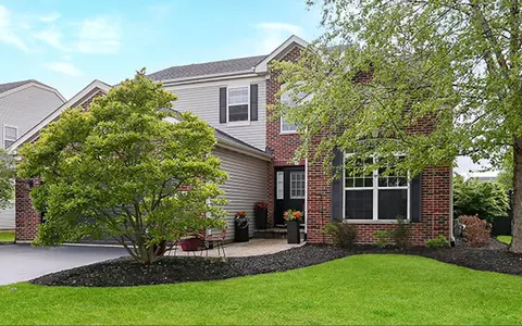 535 Wildmeadow Dr, Bolingbrook, IL 60490