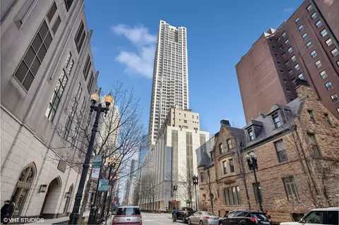 55 Erie St #4001, Chicago, IL 60611