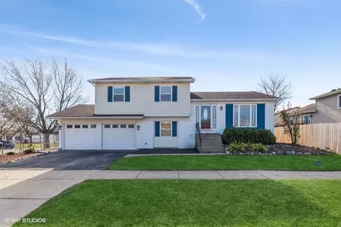 1255 Westbury Dr, Hoffman Estates, IL 60192 photo 1