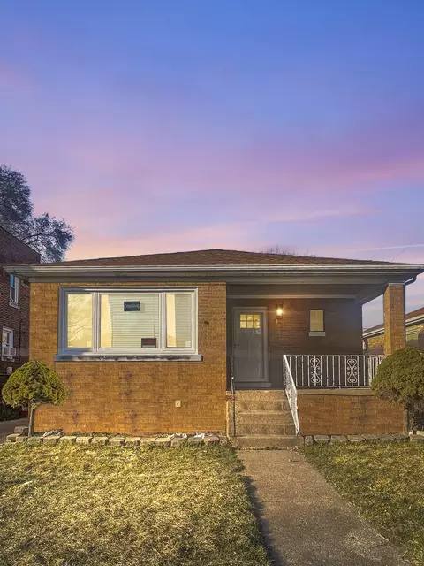 108 Webb St, Calumet City, IL 60409