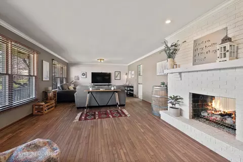 1435 Surrey Ln, Algonquin, IL 60102 photo 5