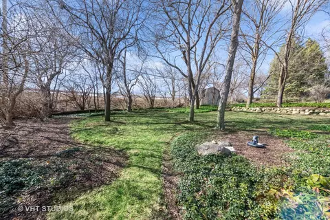 1435 Surrey Ln, Algonquin, IL 60102 photo 32