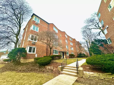1956 W Hood Ave #1A, Chicago, IL 60660