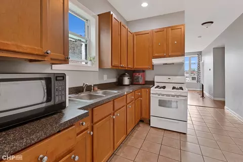 Kitchen - 2233 S Springfield Ave, Chicago, IL 60623 photo 4 of 5